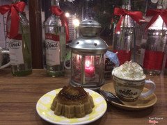 Chúc các bạn và gia đình ngày tết Trung Thu thật đầm ấm,vui vẻ và hạnh phúc.. Ps:bạn nào ngán bánh trung thu ghé Newstars ăn kẹo nhé😋😆 ------------------------------------ Newstars Cofee 15 Ngô Văn Trị,Phú Lợi,TDM,Bình Dương