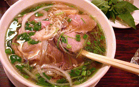 Quán Phở Thon