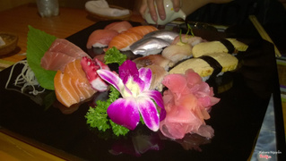 Sashimi + sushi set 750.000