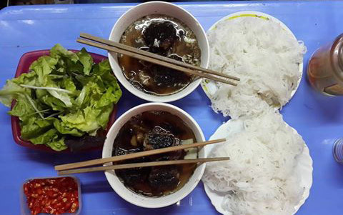 Gà Tần, Bánh Cuốn Nóng & Bún Chả - Xuân Thủy