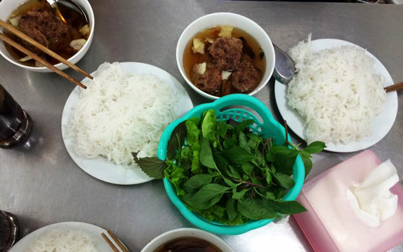 Ngọc Định - Phở Bò & Bún Chả