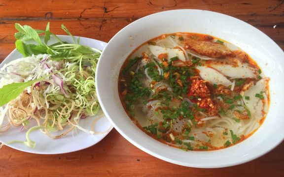 Bánh Canh Mạc Đĩnh Chi