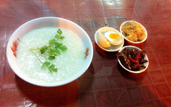 Dì Phụng - Cháo Trắng Bình Dân