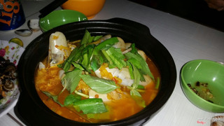 Ốc móng tay hấp thái