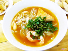 Bánh canh cua tôm chả 35k