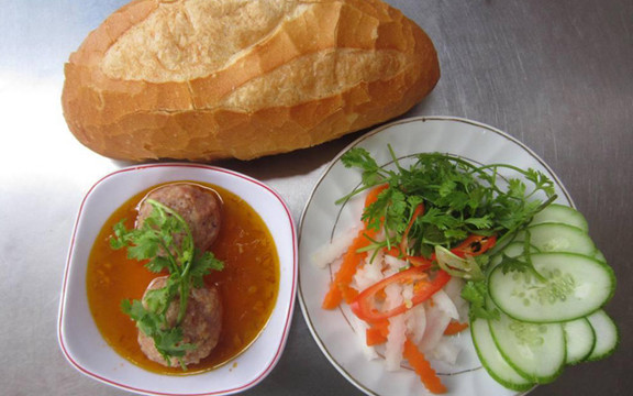 Bánh Mì Hoa