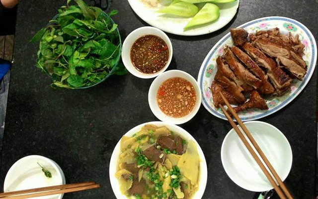 Vịt Cỏ Trường Huân - Hoàng Hoa Thám