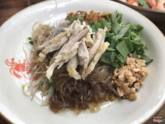 Mien Ga Tron !!! Amazing dish if you not feeling like soup.