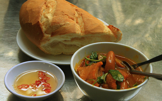 Phá Lấu Bò - Trần Hưng Đạo