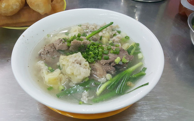 Osaka - Hủ Tiếu, Bò Kho & Mì Hoành Thánh