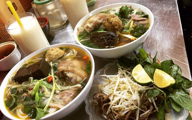 Hương Giang - Bún Bò Huế - 234 Trần Điền