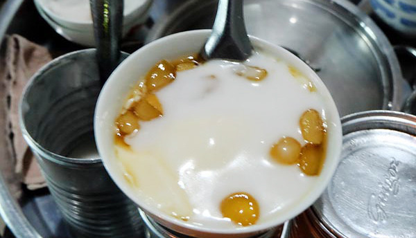 Tàu Hủ Nóng