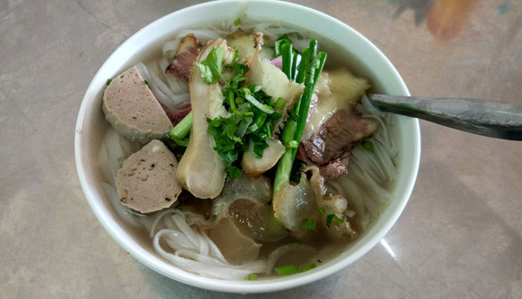 Tuấn Kiệt - Phở & Bún Riêu