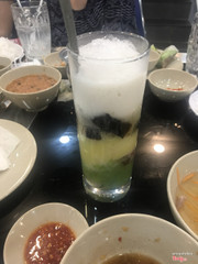 Chè suong sa hạt lựu 