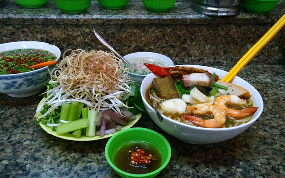 Bún Mắm Tài - Chợ Bà Chiểu