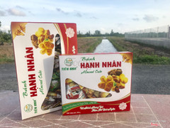 Bánh hạnh nhân hộp giấy