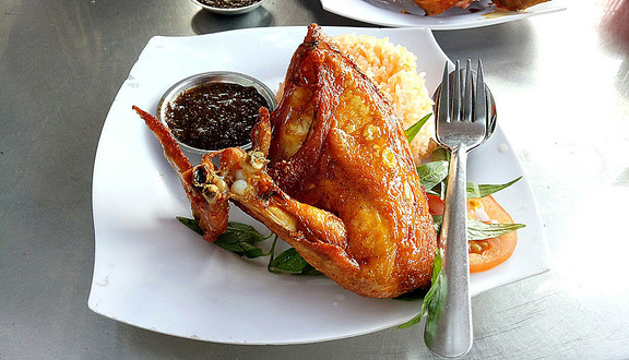 Cơm Gà Xối Mỡ 334