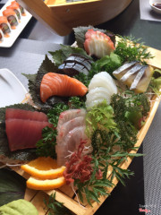 Sashimi siêu tươi ngon