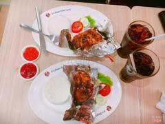 Cơm gà quay k ngon! Ăn xong ngán KFC luônn