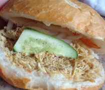 Bánh mì gà 5k/ 1 ổ