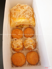 Set No.2: 1 cuộn BLTM 10x10cm +6 bánh su( kem trứng, phô mai, trứng muối)
Bộ kit đi kèm: hộp đựng giấy + dao gỗ + 2 nĩa + 2 dĩa