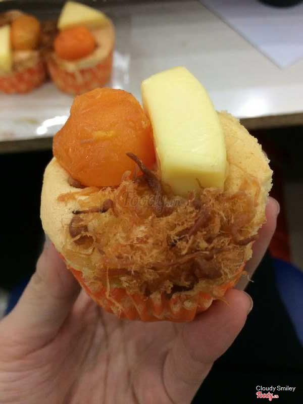 Bánh bông lan trứng muối
