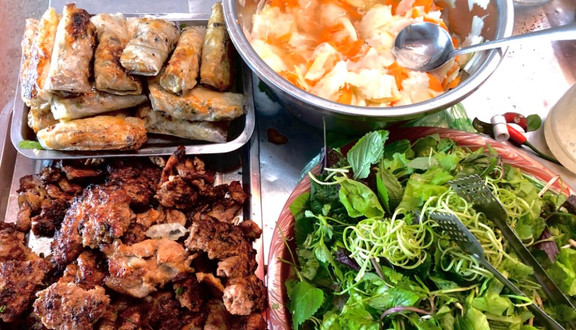 Cường Luyến - Bún Chả - Bạch Mai