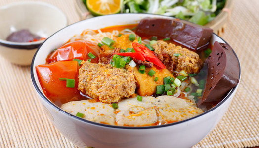 Bún riêu 