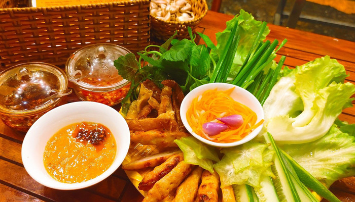 Ngọc Hà - Nem Nướng & Bún Thịt Nướng