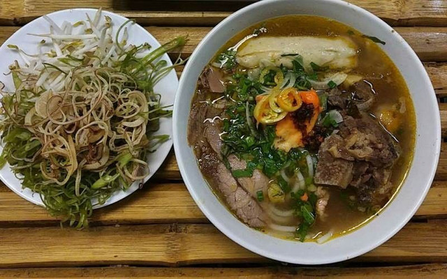 Bún Bò Huế Xưa - Đường Số 8