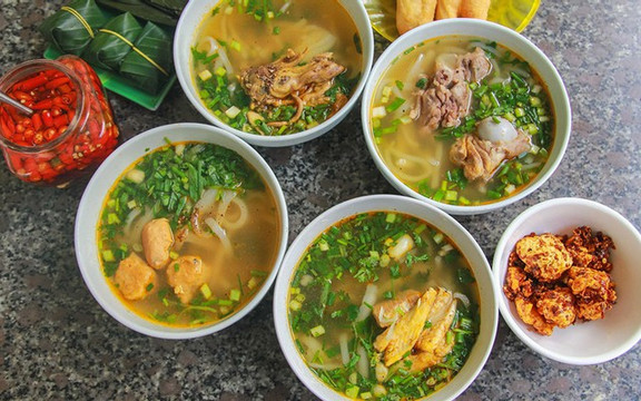 Bánh Canh Cá Lóc Yến - Hoàng Hoa Thám