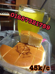 Bánh zìa rùi đi liên tục mà không có cơ hội được bỏ vào tủ lạnh nun😝😝😝. Thiếu nợ quá trời nên shop ưu đãi sẽ FREESHIP t7 và chủ nhật cho khách lấy 3c trở len trong khu vực nội thành. Vẫn sẽ có quà nhoazzzzzz Giá vẫn như củ 45k/c nhưng còn ưu đãi mua 1 được 1. Càng thích😘😘😘  Call me maybe : 01687321759