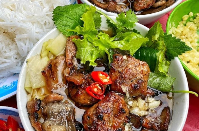 Bún Chả Hà Nội - Phạm Hùng