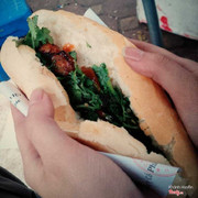 bánh mì  thịt xiên