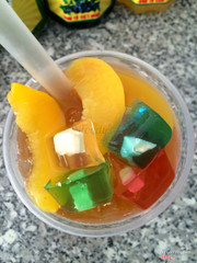 Trà đào thêm thạch phô mai thì tuyệt!