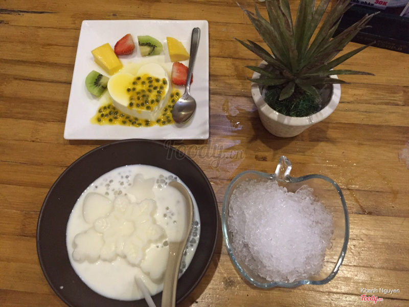 Panna cotta chanh dây & Đậu hũ hạnh nhân