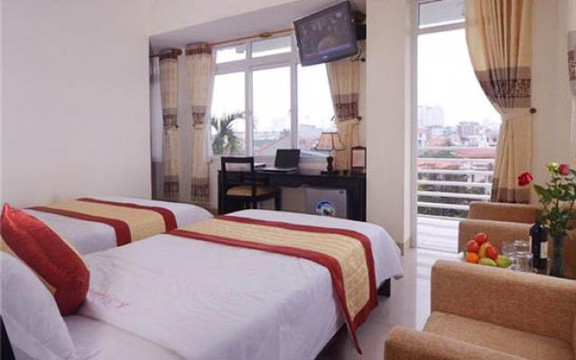 Canary Hotel - Nguyễn Công Trứ