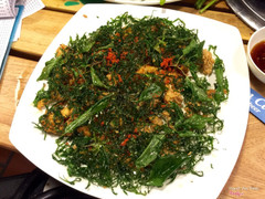 Sụn gà rang muối Hongkong, 99k