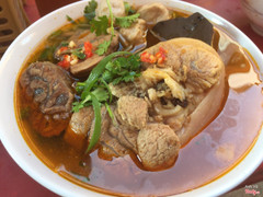 Bún giò lẫn