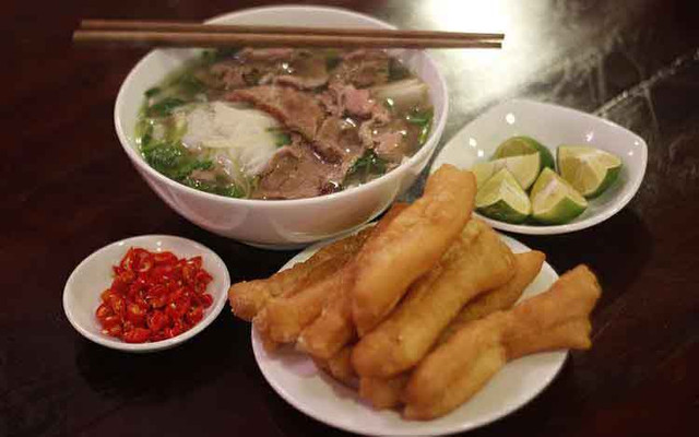 Vũ Công - Phở Bò, Cơm Rang