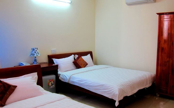 Bostand Hotel