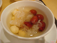 Chè táo đỏ hạt sen