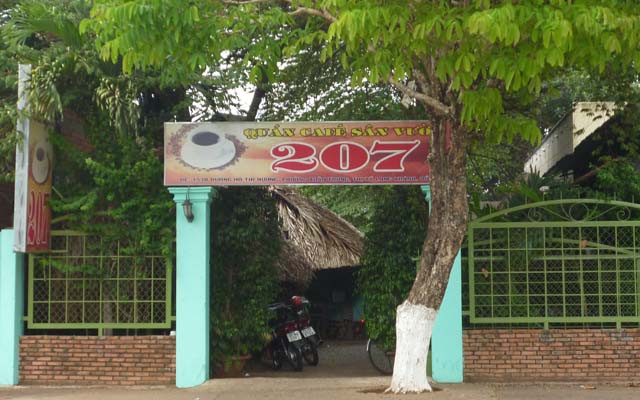 Cafe Sân Vườn 207