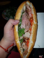 Bánh mì heo quay