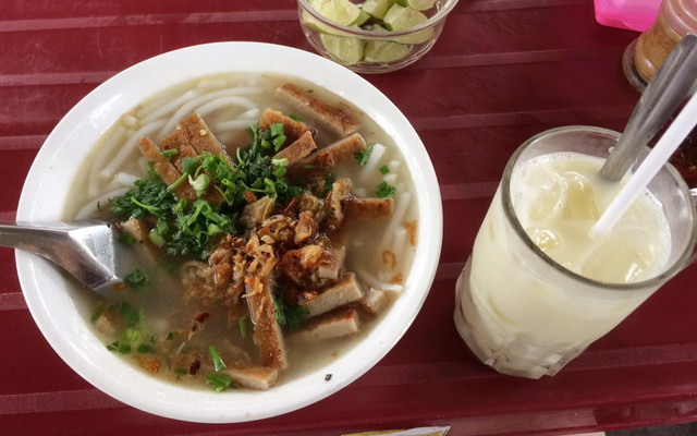 Cháo Ghẹ, Bánh Canh Chả Cá & Bánh Mì Xíu Mại