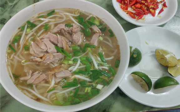 Phở Bát Đàn - Nguyễn Đình Hoàn