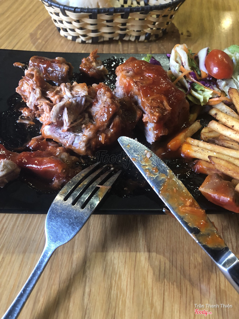 Sườn nướng sốt BBQ