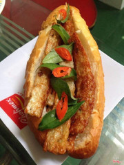 Bánh mì chả cá 10k