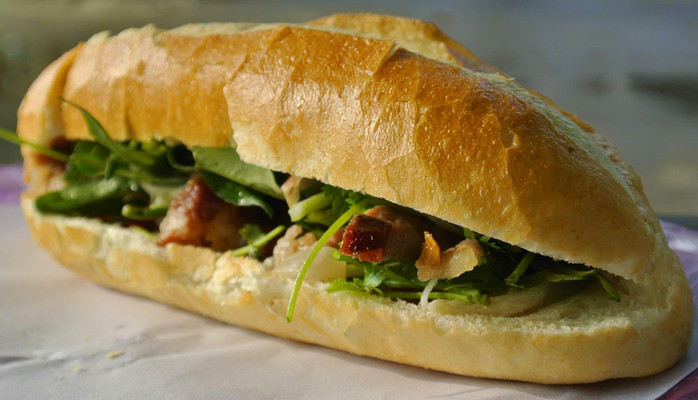 Mừng Nguyễn - Bánh Mì Đặc Ruột