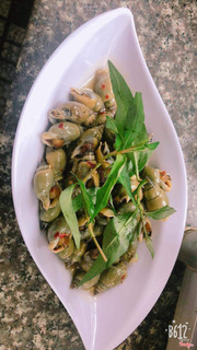 Ốc cà na xào tỏi